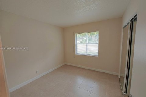 Condominio en alquiler en Coral Springs, Florida, 2 dormitorios, 74.79 m2 № 1992242 - foto 24