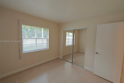 Condominio en alquiler en Coral Springs, Florida, 2 dormitorios, 74.79 m2 № 1992242 - foto 25