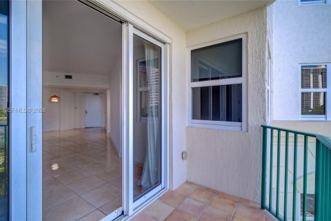 Condo in Aventura, Florida, 2 bedrooms  № 2046734 - photo 28
