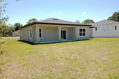 House in Palm Bay, Florida 4 bedrooms, 171.87 sq.m. № 2055924 - photo 26