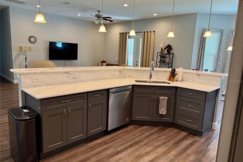 Casa en venta en Summerfield, Florida, 3 dormitorios, 199.18 m2 № 1751369 - foto 3