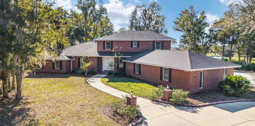 Villa ou maison à Ocala, Floride 4 chambres, 389.35 m2 № 2096274