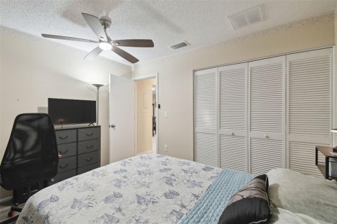 Condo in Port Richey, Florida, 2 bedrooms  № 1587525 - photo 28