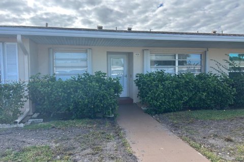 Condominio en venta en Boca Raton, Florida, 2 dormitorios, 84.36 m2 № 1968988 - foto 1