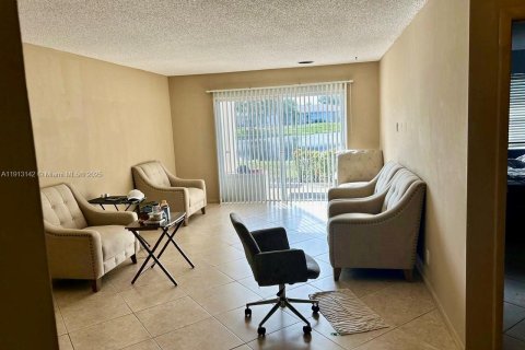 Condominio en venta en Boca Raton, Florida, 2 dormitorios, 84.36 m2 № 1968988 - foto 3