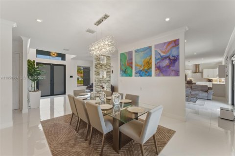 Villa ou maison à vendre à Homestead, Floride: 4 chambres, 241.45 m2 № 2153371 - photo 5