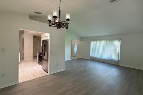 Casa en alquiler en Punta Gorda, Florida, 3 dormitorios, 177.44 m2 № 1917058 - foto 2