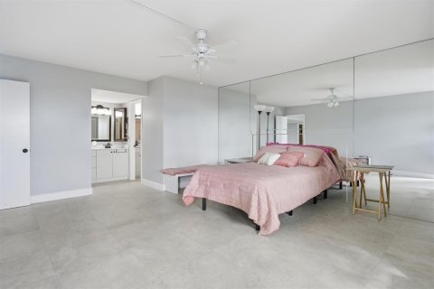 Condominio en venta en Lauderhill, Florida, 3 dormitorios, 164.44 m2 № 2182237 - foto 19