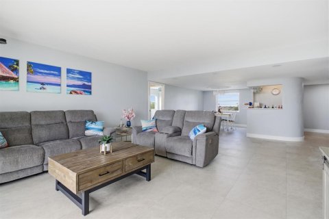 Condominio en venta en Lauderhill, Florida, 3 dormitorios, 164.44 m2 № 2182237 - foto 8
