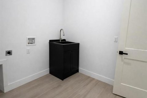 Villa ou maison à vendre à Port Charlotte, Floride: 4 chambres, 162.02 m2 № 2214062 - photo 21
