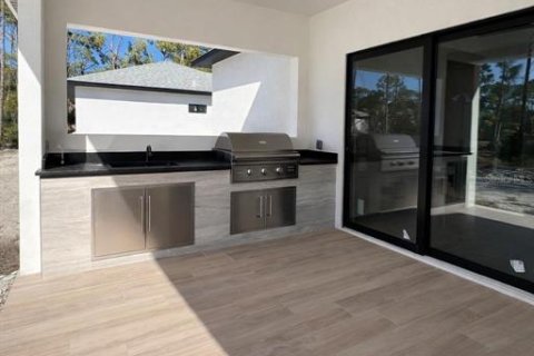 Villa ou maison à vendre à Port Charlotte, Floride: 4 chambres, 162.02 m2 № 2214062 - photo 8