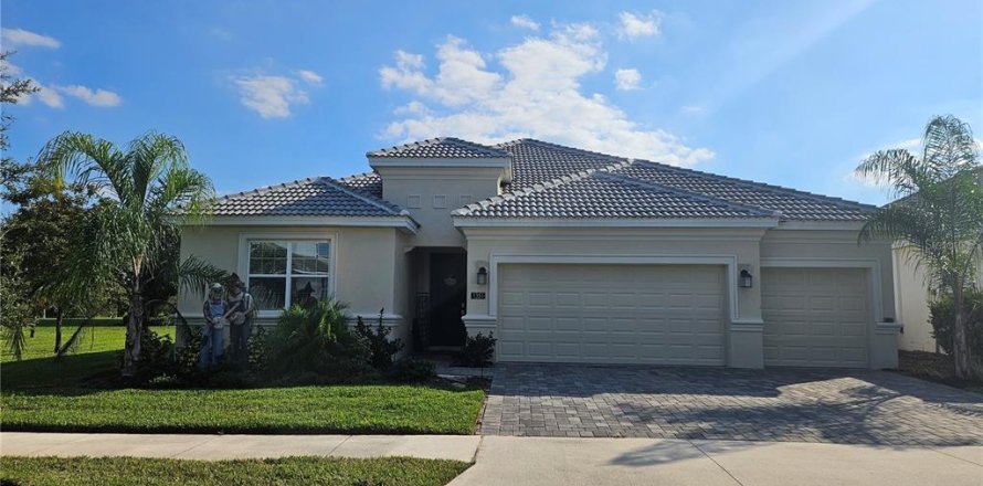 House in Four Corners, Florida 4 bedrooms, 238.85 sq.m. № 2197343