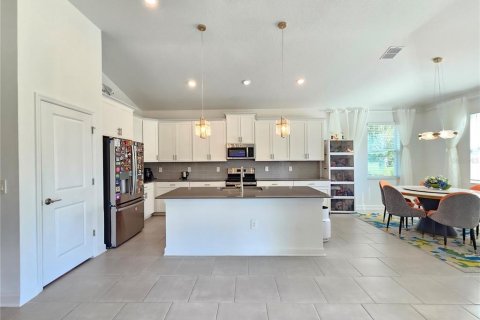 House in Four Corners, Florida 4 bedrooms, 238.85 sq.m. № 2197343 - photo 12