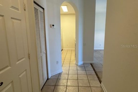 Copropriété à louer à Orlando, Floride: 3 chambres, 118.54 m2 № 2419247 - photo 4