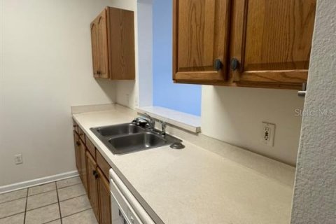 Copropriété à louer à Orlando, Floride: 3 chambres, 118.54 m2 № 2419247 - photo 9