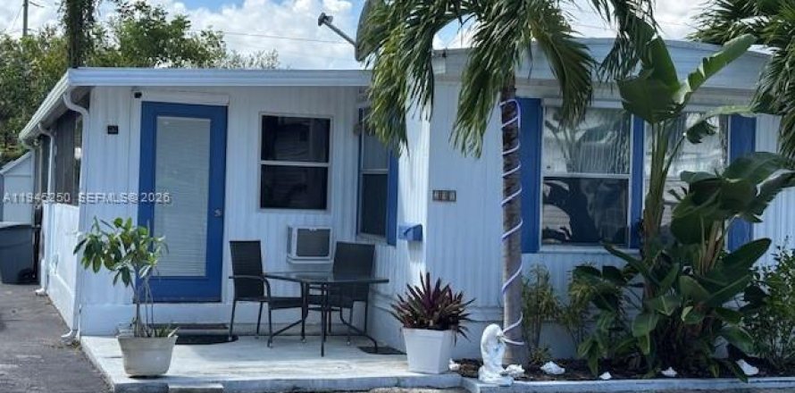 Apartamento en Pembroke Park, Florida 2 dormitorios № 2057618