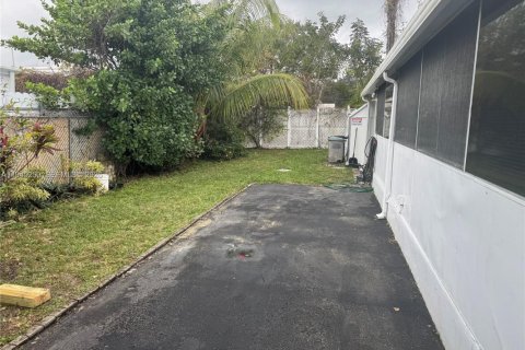 Apartamento en alquiler en Pembroke Park, Florida, 2 dormitorios № 2057618 - foto 20