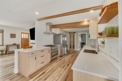 House in Merrit Island, Florida 3 bedrooms, 139.26 sq.m. № 2196583 - photo 19