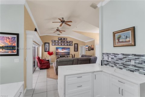 Casa en venta en Lehigh Acres, Florida, 3 dormitorios, 157.66 m2 № 2056305 - foto 12