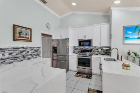 Casa en venta en Lehigh Acres, Florida, 3 dormitorios, 157.66 m2 № 2056305 - foto 4