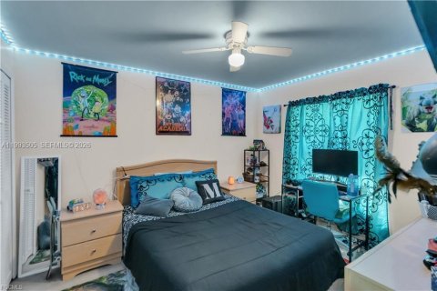 Casa en venta en Lehigh Acres, Florida, 3 dormitorios, 157.66 m2 № 2056305 - foto 16