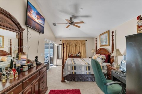 Casa en venta en Lehigh Acres, Florida, 3 dormitorios, 157.66 m2 № 2056305 - foto 15