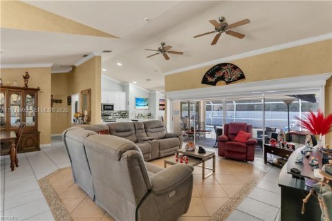 Casa en venta en Lehigh Acres, Florida, 3 dormitorios, 157.66 m2 № 2056305 - foto 7