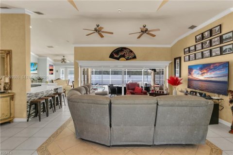 Casa en venta en Lehigh Acres, Florida, 3 dormitorios, 157.66 m2 № 2056305 - foto 8