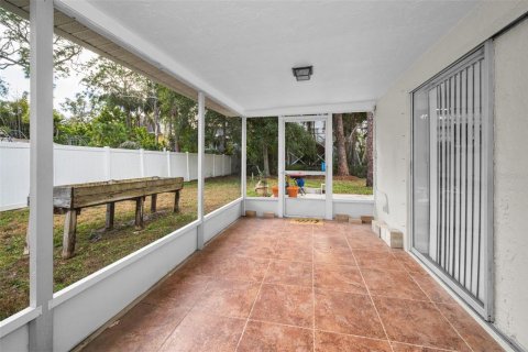 House in Tarpon Springs, Florida 3 bedrooms, 166.95 sq.m. № 2122293 - photo 27