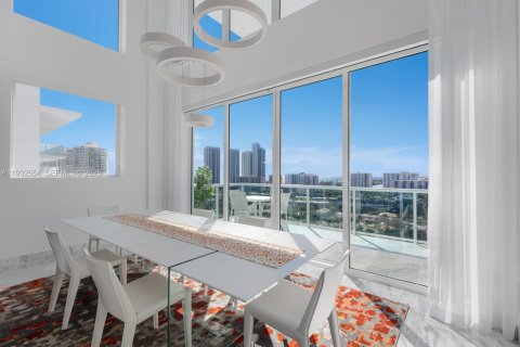 Condo in Sunny Isles Beach, Florida, 4 bedrooms № 1991502 - photo 14