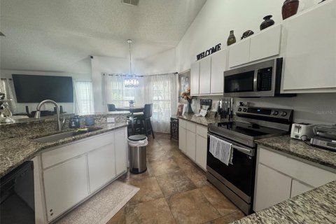 Villa ou maison à vendre à Ocala, Floride: 3 chambres, 155.7 m2 № 2427037 - photo 2