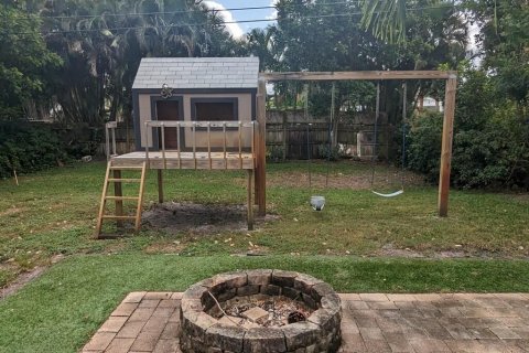 House in North Palm Beach, Florida 3 bedrooms, 97.83 sq.m. № 823150 - photo 1