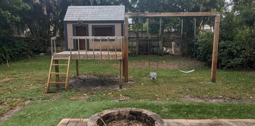 House in North Palm Beach, Florida 3 bedrooms, 97.83 sq.m. № 823150