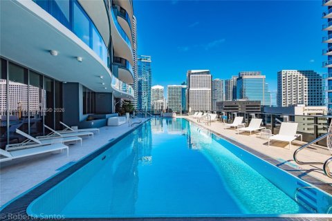 Condominio en alquiler en Miami, Florida, 2 dormitorios № 2078056 - foto 16