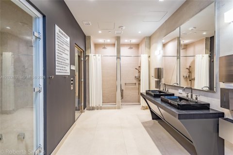 Condominio en alquiler en Miami, Florida, 2 dormitorios № 2078056 - foto 10