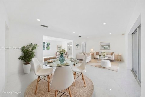 Casa en alquiler en Pinecrest, Florida, 3 dormitorios, 204.76 m2 № 2006254 - foto 6