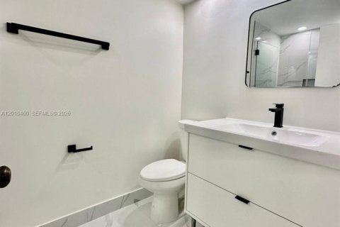 Adosado en alquiler en Miami, Florida, 3 dormitorios, 143.63 m2 № 2083925 - foto 19