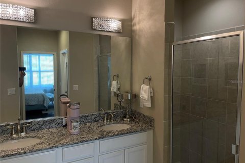 Condo in Bradenton, Florida, 2 bedrooms  № 311121 - photo 21
