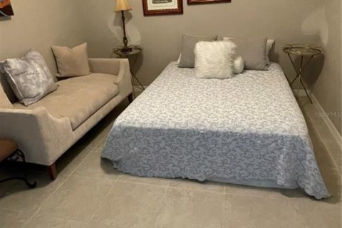 Condo in Bradenton, Florida, 2 bedrooms  № 311121 - photo 27