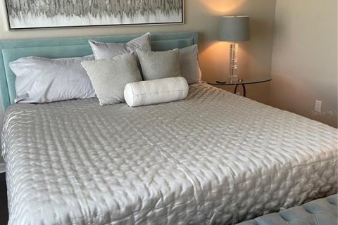 Condo in Bradenton, Florida, 2 bedrooms  № 311121 - photo 18