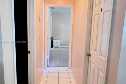 Villa ou maison à vendre à Port St. Lucie, Floride: 3 chambres, 172.61 m2 № 1928904 - photo 21