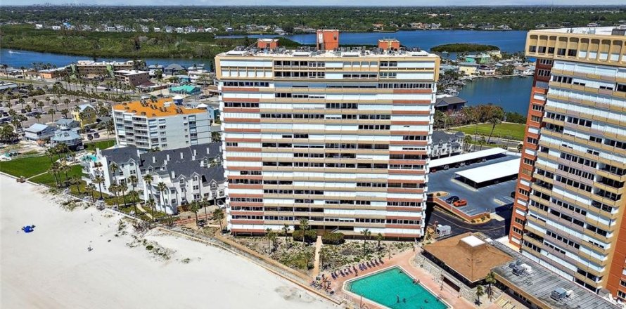 Condo à Redington Shores, Floride, 3 chambres  № 1651789