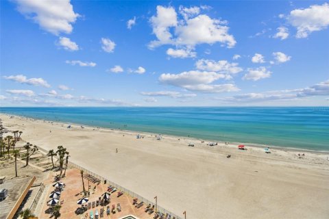 Copropriété à vendre à Redington Shores, Floride: 3 chambres, 108.23 m2 № 1651789 - photo 5