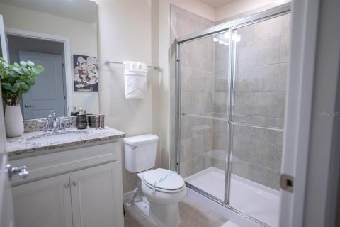 Townhouse in Davenport, Florida 5 bedrooms, 210.24 sq.m. № 1583313 - photo 13