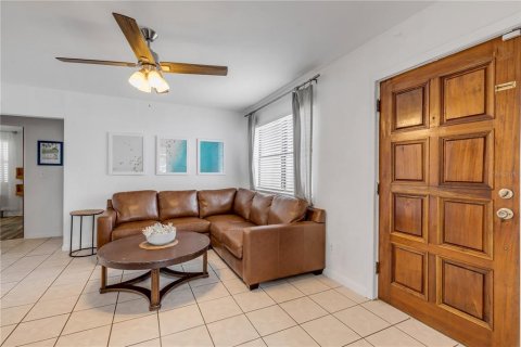 Villa ou maison à vendre à Edgewater, Floride: 3 chambres, 94.3 m2 № 1915634 - photo 8
