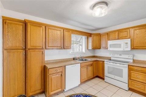 Villa ou maison à vendre à Edgewater, Floride: 3 chambres, 94.3 m2 № 1915634 - photo 16