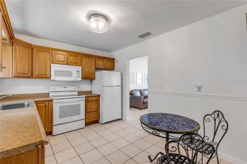 Villa ou maison à vendre à Edgewater, Floride: 3 chambres, 94.3 m2 № 1915634 - photo 17