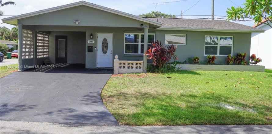 House in Tamarac, Florida 3 bedrooms, 121.05 sq.m. № 1854854