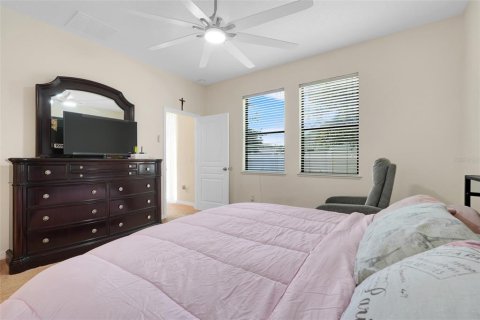 House in Kissimmee, Florida 4 bedrooms, 157.75 sq.m. № 1876614 - photo 16