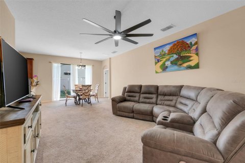 House in Kissimmee, Florida 4 bedrooms, 157.75 sq.m. № 1876614 - photo 8